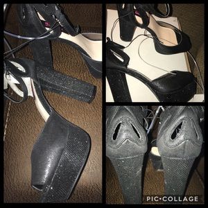 Betseyville Black Glitter Size 8.5 Heels